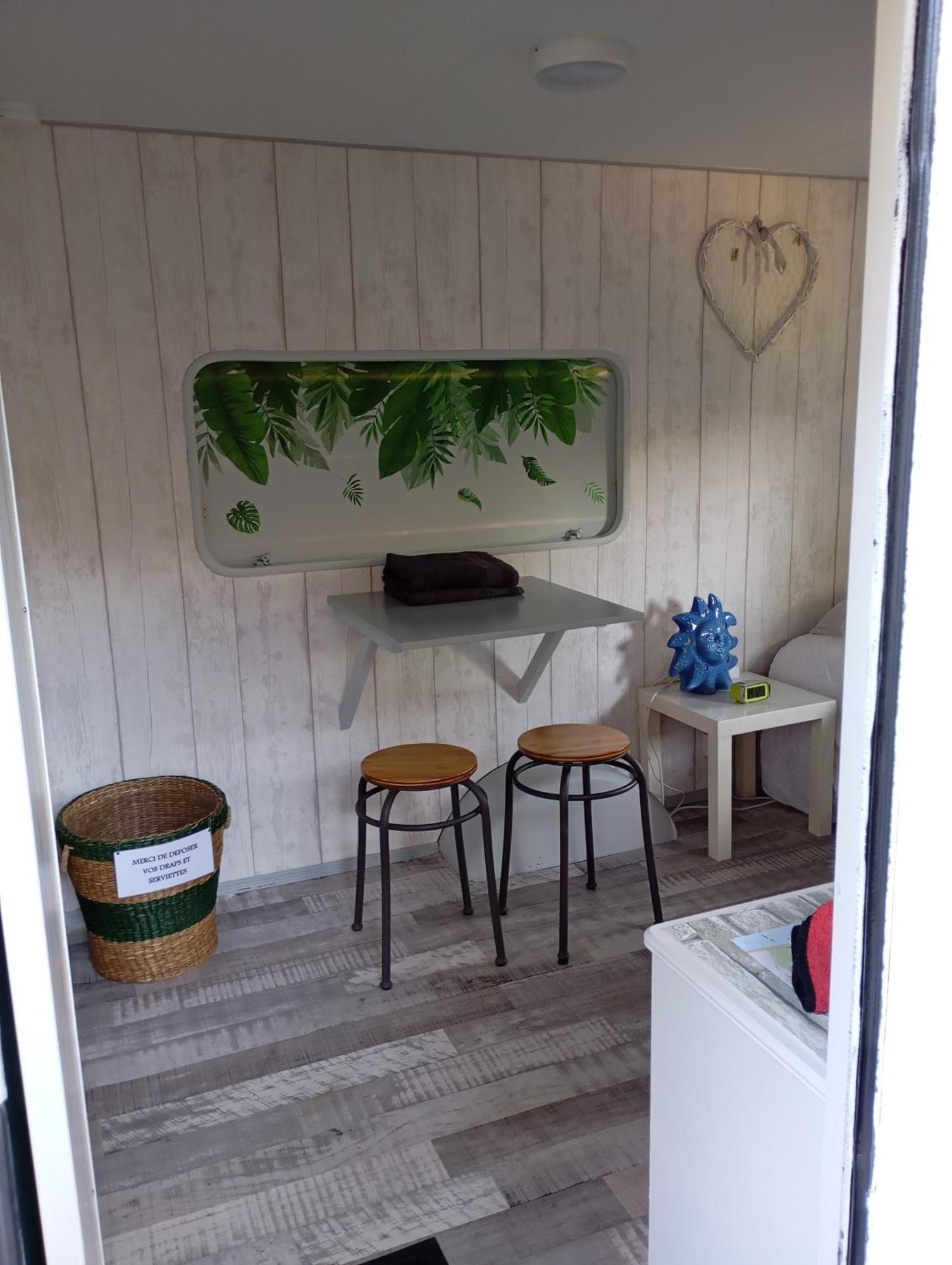Ferienwohnung Tiny House Plein Centre Hourtin Exterior foto